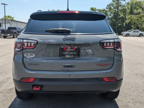 More photos of 2022 Jeep Compass Trailhawk at Woody Folsom CDJR of Vidalia, GA