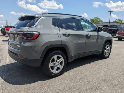 More photos of 2023 Jeep Compass Latitude at Woody Folsom CDJR of Vidalia, GA