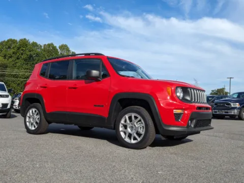 Photos of 2022 Jeep Renegade Latitude for sale in Vidalia, GA at Woody Folsom CDJR of Vidalia