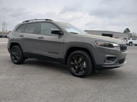 Photos of 2023 Jeep Cherokee Altitude Lux for sale in Vidalia, GA at Woody Folsom CDJR of Vidalia