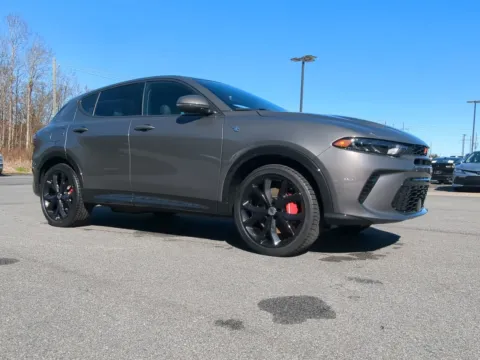 Photos of 2024 Dodge Hornet R/T Plus for sale in Vidalia, GA at Woody Folsom CDJR of Vidalia