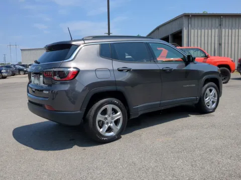 More photos of 2023 Jeep Compass Latitude at Woody Folsom CDJR of Vidalia, GA