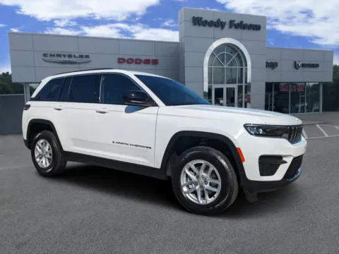 White 2025 Jeep Grand Cherokee Laredo X for sale in Vidalia, GA