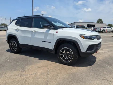 Photos of 2025 Jeep Compass Trailhawk for sale in Vidalia, GA at Woody Folsom CDJR of Vidalia