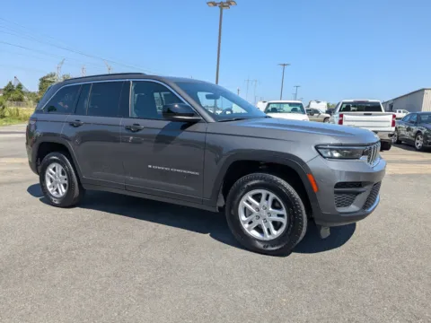 Photos of 2025 Jeep Grand Cherokee Laredo for sale in Vidalia, GA at Woody Folsom CDJR of Vidalia