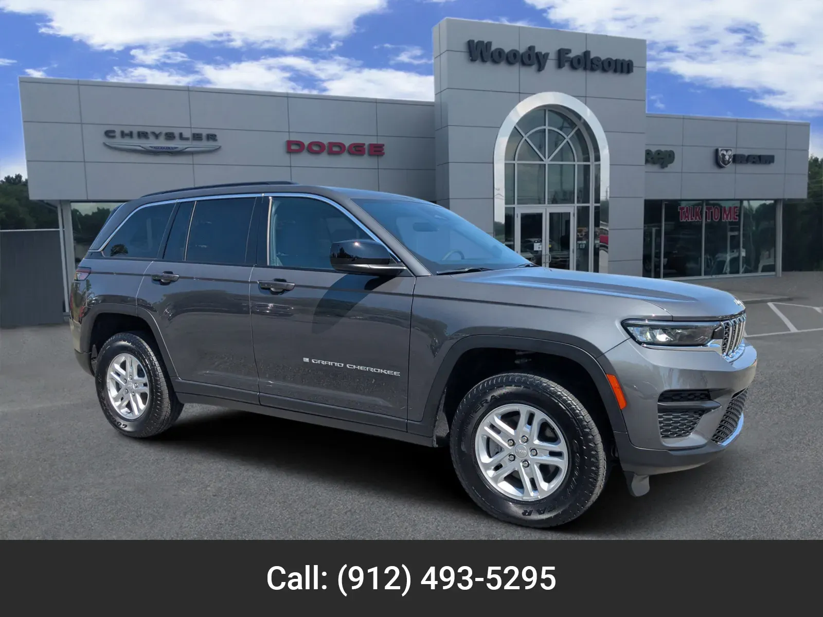 2025 Jeep Grand Cherokee Laredo