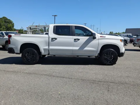 More photos of 2024 Chevrolet Silverado 1500 LT Trail Boss at Woody Folsom CDJR of Vidalia, GA