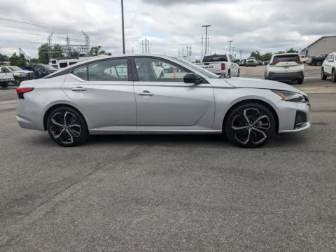 Another view of 2024 Nissan Altima 2.5 SR for sale in Vidalia, GA at Woody Folsom CDJR of Vidalia
