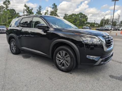 Photos of 2025 Nissan Pathfinder SV for sale in Vidalia, GA at Woody Folsom CDJR of Vidalia