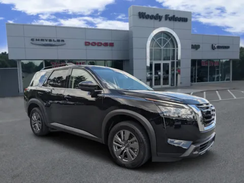 Black 2025 Nissan Pathfinder SV for sale in Vidalia, GA