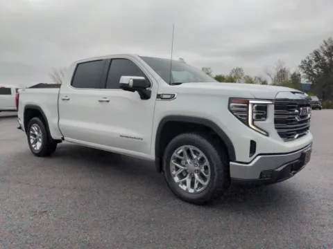 Photos of 2022 GMC Sierra 1500 SLT for sale in Vidalia, GA at Woody Folsom CDJR of Vidalia
