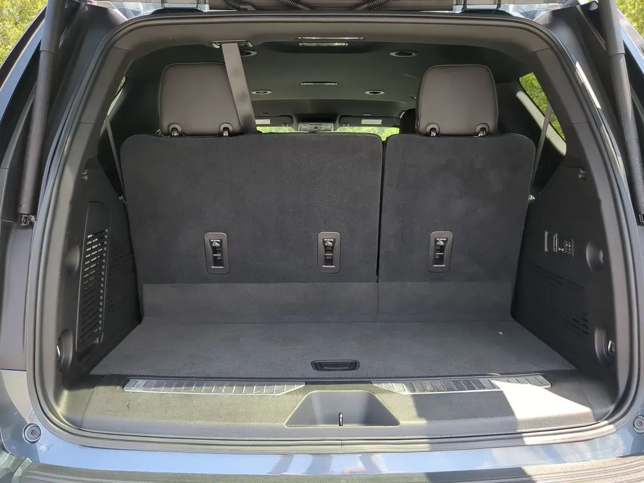 2021 GMC Yukon AT4 - Photo 13