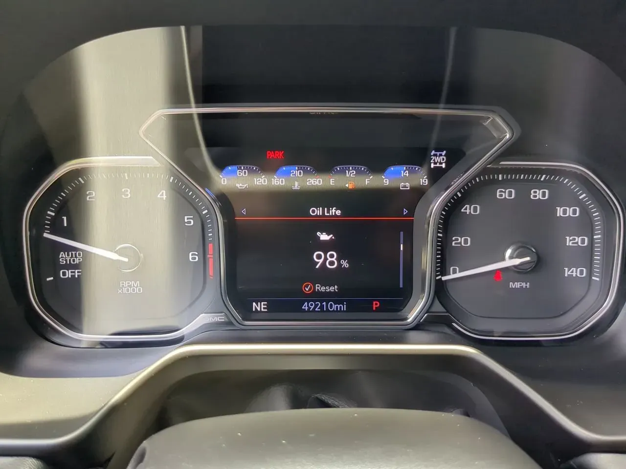2021 GMC Yukon AT4 - Photo 26