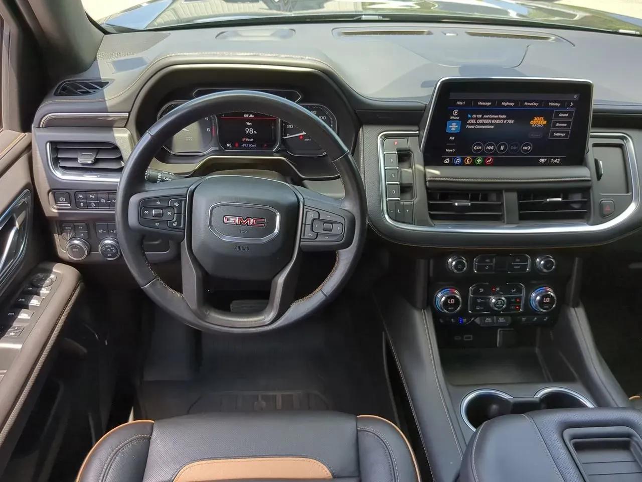 2021 GMC Yukon AT4 - Photo 16
