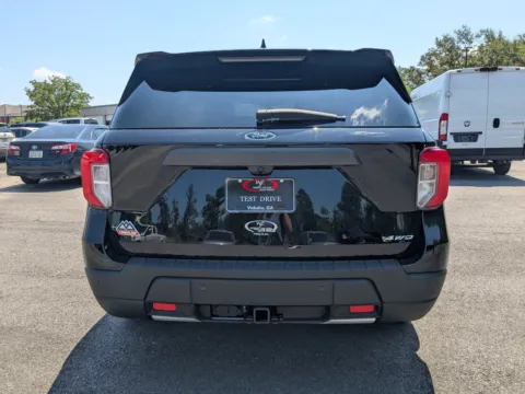 More photos of 2022 Ford Explorer Timberline at Woody Folsom CDJR of Vidalia, GA