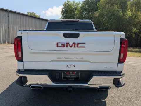 More photos of 2019 GMC Sierra 1500 SLT at Woody Folsom CDJR of Vidalia, GA