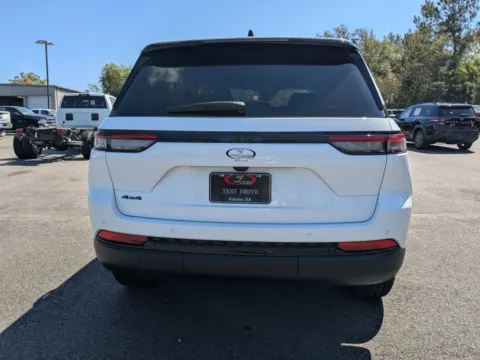 More photos of 2025 Jeep Grand Cherokee Altitude X at Woody Folsom CDJR of Vidalia, GA