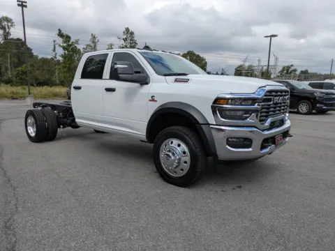 Photos of 2026 Ram 4500 Chassis Cab Tradesman for sale in Vidalia, GA at Woody Folsom CDJR of Vidalia