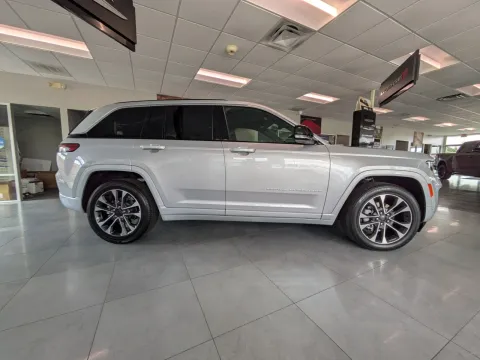 Another view of 2025 Jeep Grand Cherokee Overland for sale in Vidalia, GA at Woody Folsom CDJR of Vidalia