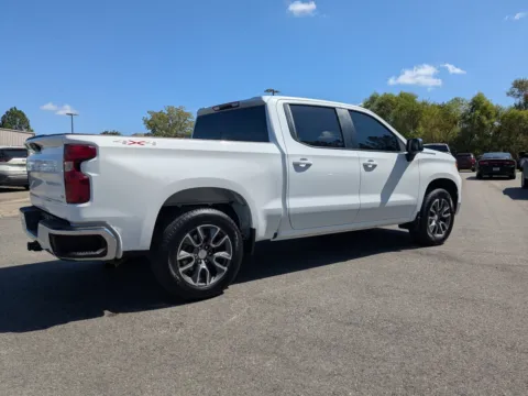 More photos of 2022 Chevrolet Silverado 1500 LT at Woody Folsom CDJR of Vidalia, GA