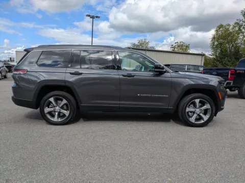 Another view of 2025 Jeep Grand Cherokee L Limited for sale in Vidalia, GA at Woody Folsom CDJR of Vidalia