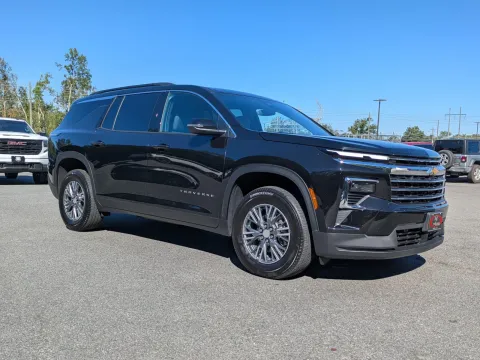 Photos of 2025 Chevrolet Traverse AWD LT for sale in Vidalia, GA at Woody Folsom CDJR of Vidalia