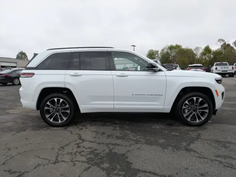 Another view of 2025 Jeep Grand Cherokee Overland for sale in Vidalia, GA at Woody Folsom CDJR of Vidalia