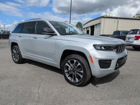 Photos of 2025 Jeep Grand Cherokee Overland for sale in Vidalia, GA at Woody Folsom CDJR of Vidalia