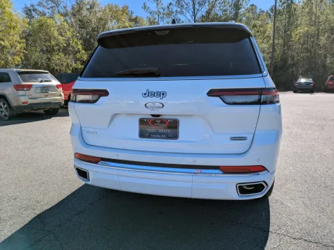 More photos of 2025 Jeep Grand Cherokee L Overland at Woody Folsom CDJR of Vidalia, GA