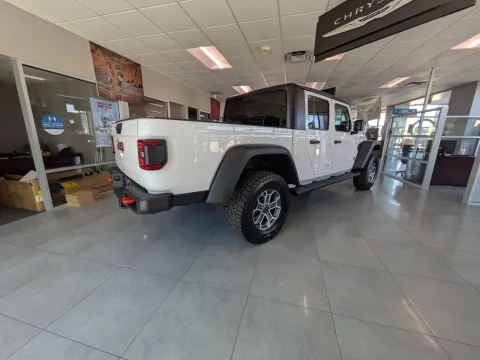 More photos of 2026 Jeep Gladiator Mojave 4x4 at Woody Folsom CDJR of Vidalia, GA
