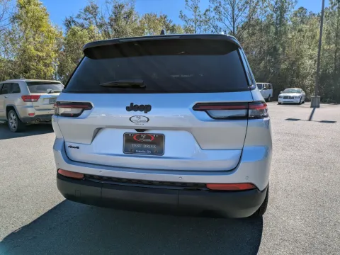 More photos of 2025 Jeep Grand Cherokee L Limited at Woody Folsom CDJR of Vidalia, GA