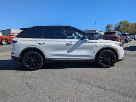 Another view of 2020 Lincoln Corsair Standard for sale in Vidalia, GA at Woody Folsom CDJR of Vidalia