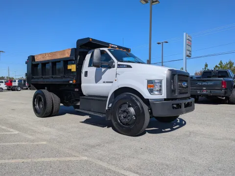 Photos of 2024 Ford F-750SD for sale in Vidalia, GA at Woody Folsom CDJR of Vidalia