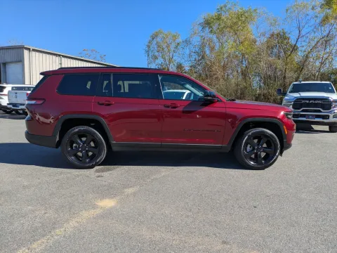 Another view of 2025 Jeep Grand Cherokee L Limited for sale in Vidalia, GA at Woody Folsom CDJR of Vidalia