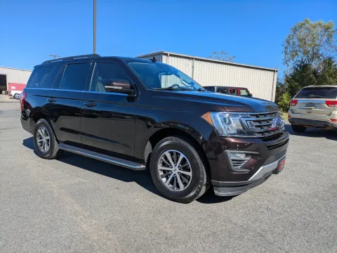 Photos of 2021 Ford Expedition XLT for sale in Vidalia, GA at Woody Folsom CDJR of Vidalia