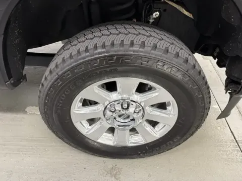 More photos of 2021 Ford Super Duty F-350 SRW Platinum at Woody Folsom Ford, GA