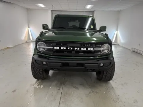 Photos of 2024 Ford Bronco Outer Banks for sale in Baxley, GA at Woody Folsom Ford