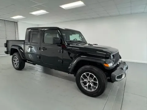 Another view of 2024 Jeep Gladiator Sport S for sale in Baxley, GA at Woody Folsom Ford