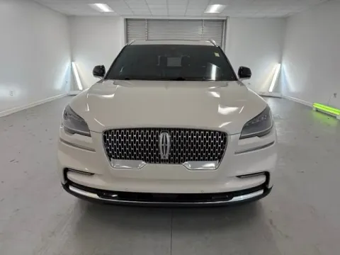 Photos of 2022 Lincoln Aviator Reserve for sale in Baxley, GA at Woody Folsom Ford