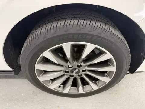 More photos of 2021 Lincoln Navigator Reserve at Woody Folsom Ford, GA