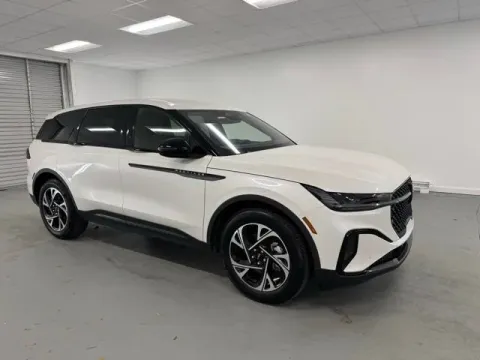 Another view of 2025 Lincoln Nautilus Premiere for sale in Baxley, GA at Woody Folsom Ford