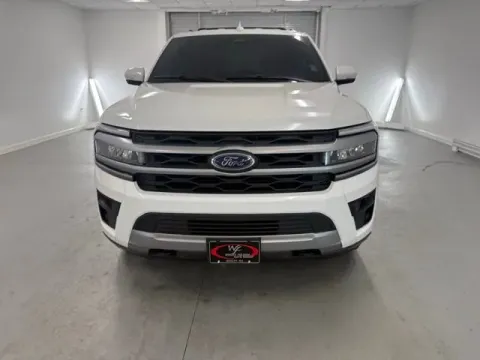 Photos of 2022 Ford Expedition XLT for sale in Baxley, GA at Woody Folsom Ford