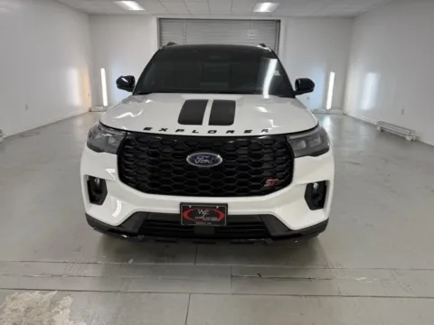 Photos of 2025 Ford Explorer ST for sale in Baxley, GA at Woody Folsom Ford