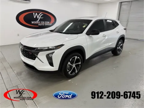White 2024 Chevrolet Trax 1RS for sale in Baxley, GA