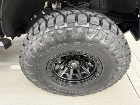 More photos of 2025 Ford Bronco at Woody Folsom Ford, GA