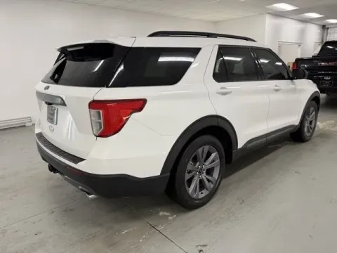 More photos of 2023 Ford Explorer XLT at Woody Folsom Ford, GA