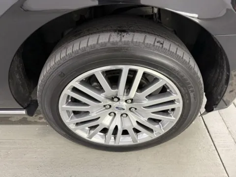 More photos of 2022 Ford Expedition Max Limited at Woody Folsom Ford, GA