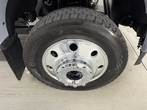 More photos of 2026 Ford Super Duty F-450 DRW Platinum at Woody Folsom Ford, GA