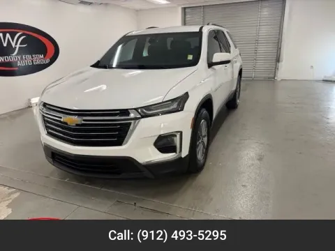 White 2022 Chevrolet Traverse LT Cloth for sale in Baxley, GA
