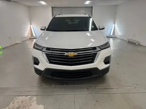 Photos of 2022 Chevrolet Traverse LT Cloth for sale in Baxley, GA at Woody Folsom Ford